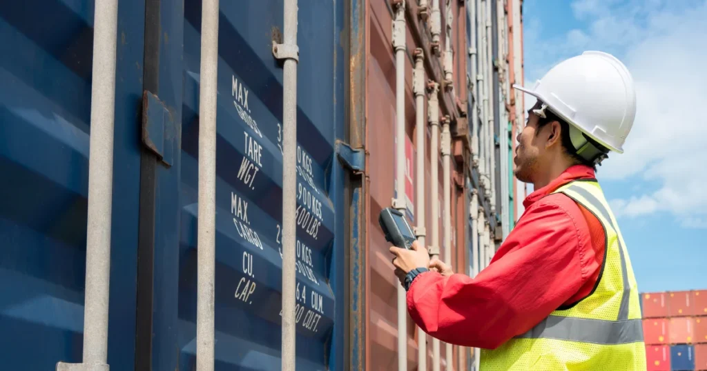 How to Save Costs on FCL Shipping from China